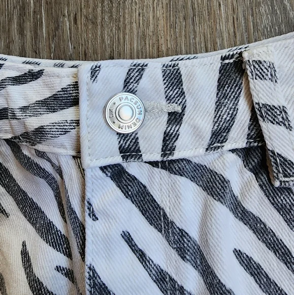 NWT PACSUN HIGH RISE FESTIVAL SHORTS - Picture 15 of 16